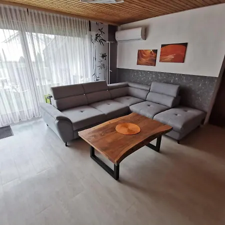 Sinsheim-dühren Apartamento